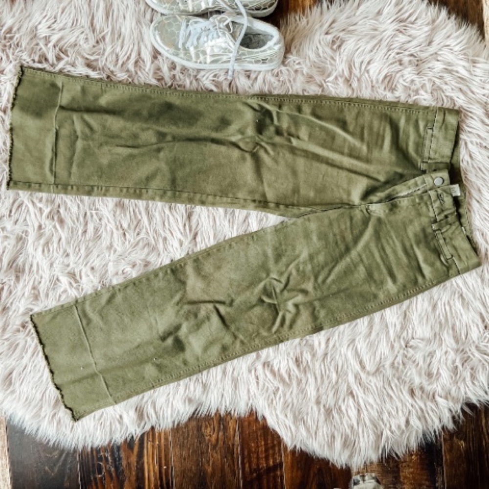 GAP wide leg green pants.